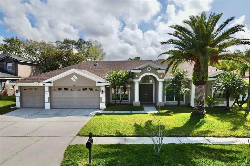 Property Photo:  16465 Turnbury Oak Drive  FL 33556 