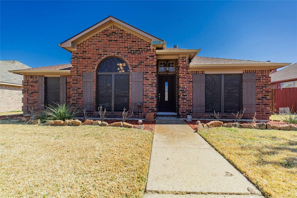 Property Photo:  2608 Daisy Lane  TX 75089 