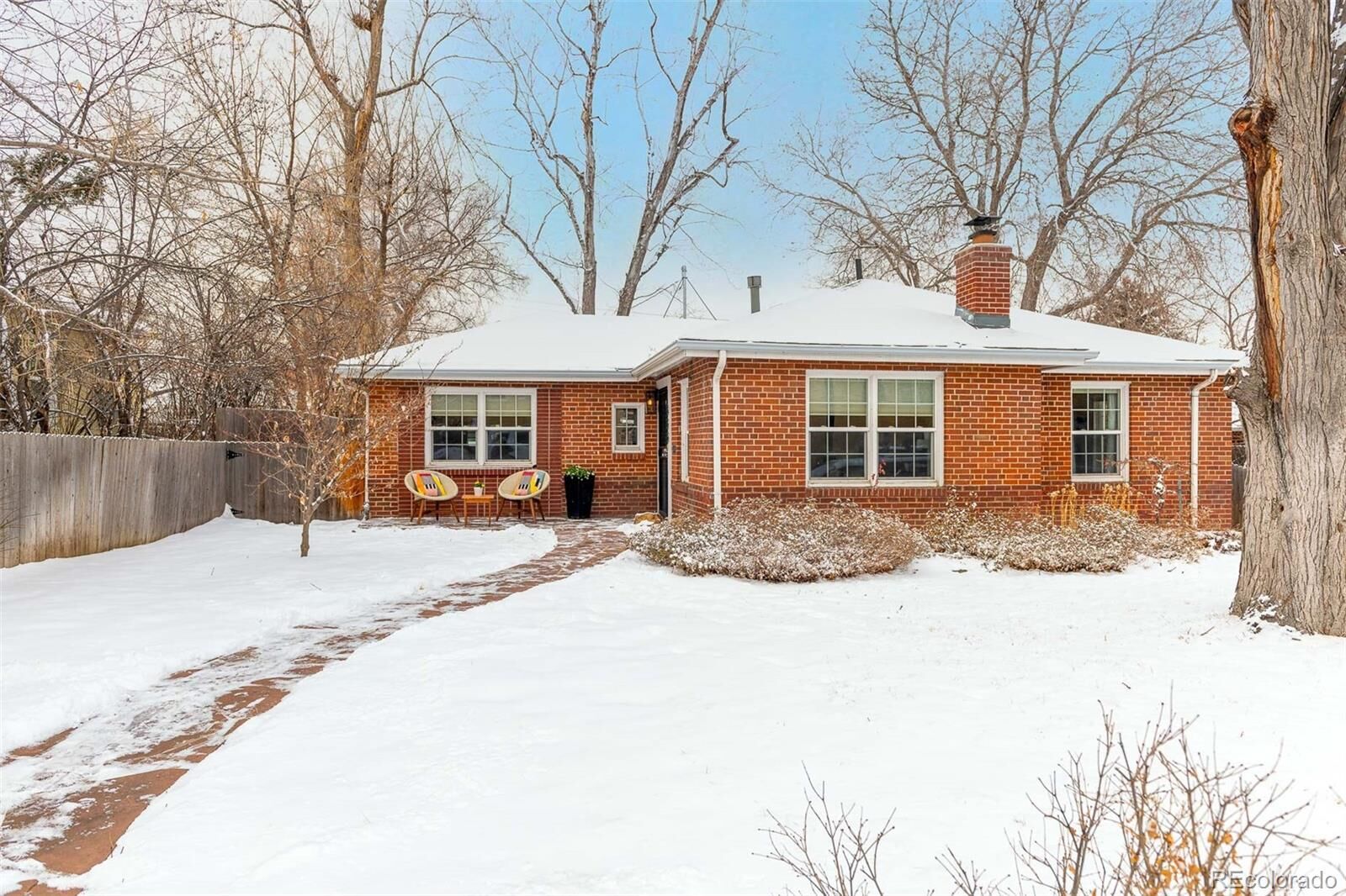 Property Photo:  835 Elm Street  CO 80220 