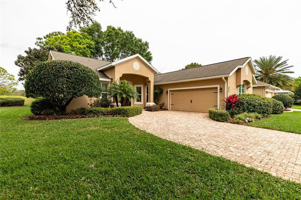 Property Photo:  7029 Pine Hollow Drive  FL 32757 