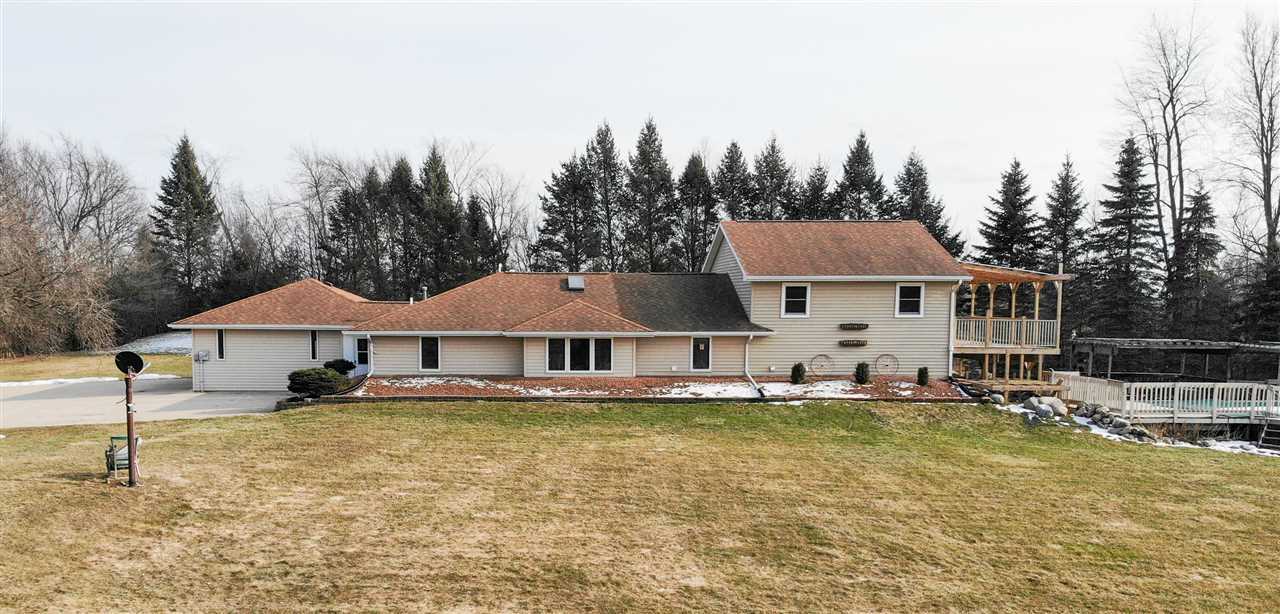 Property Photo:  4550 Bill Rd.  MI 48429 