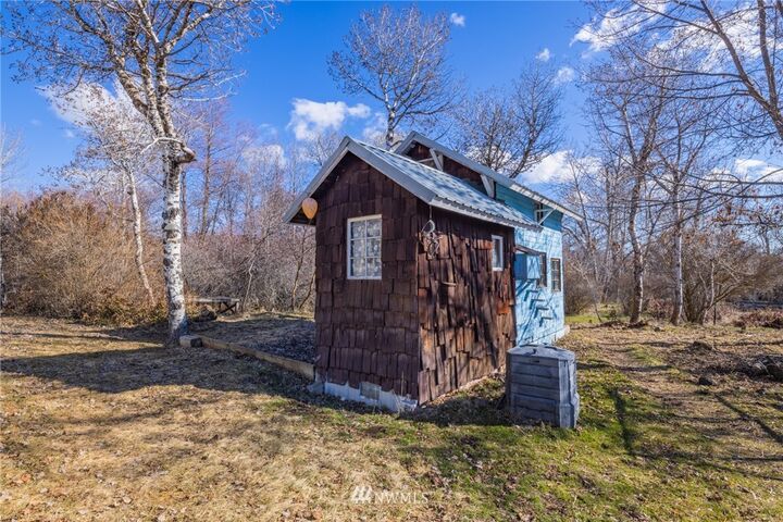 Property Photo:  10681 Naneum Road  WA 98926 