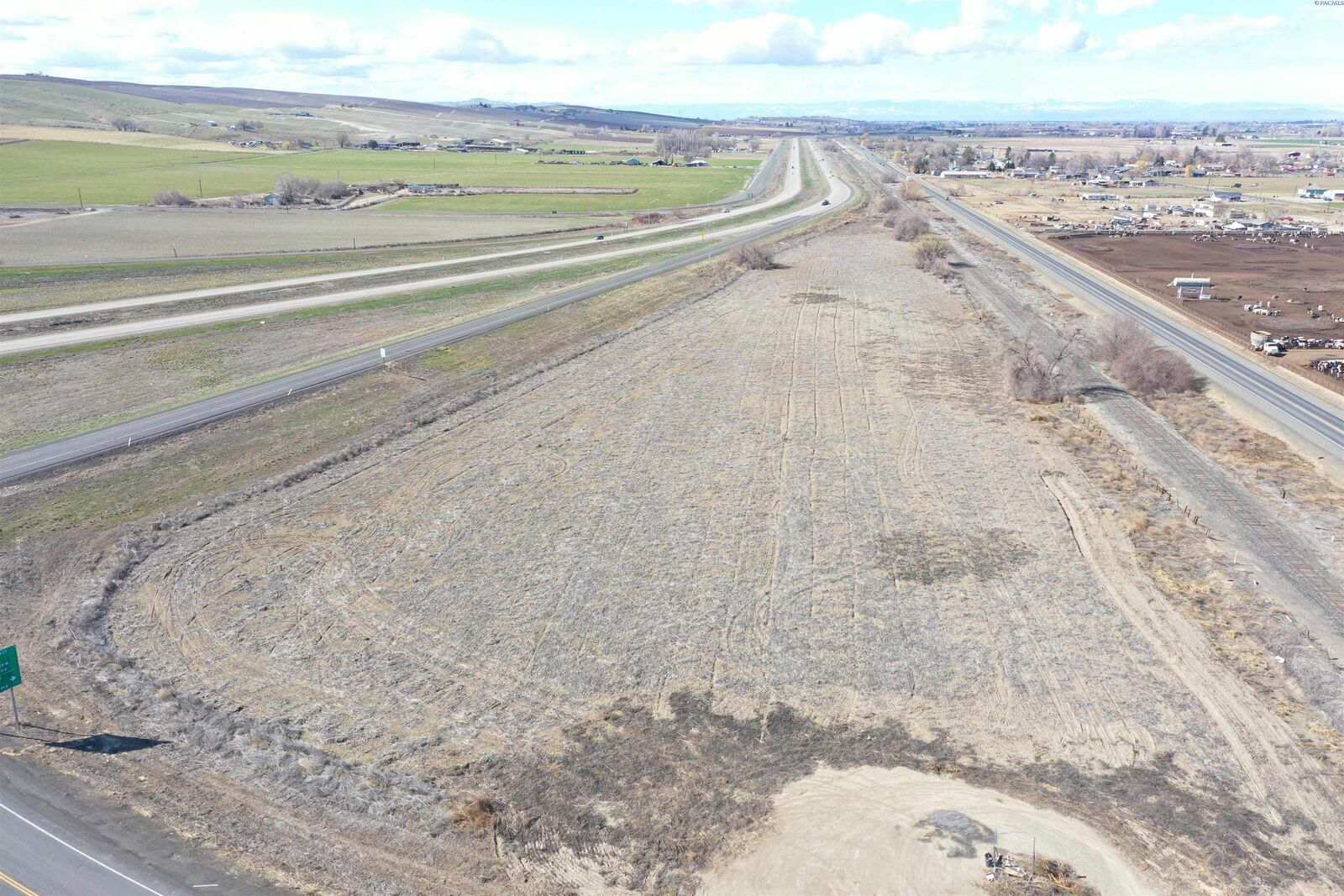 Property Photo:  Nka SR-82, Wa  WA 98938 