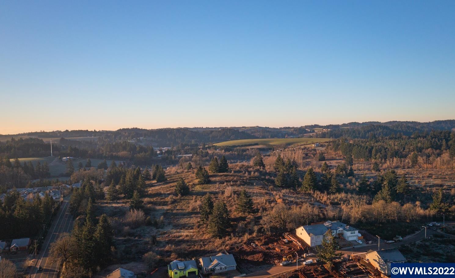 Property Photo: 1421 Jory Hill Rd S OR 97306