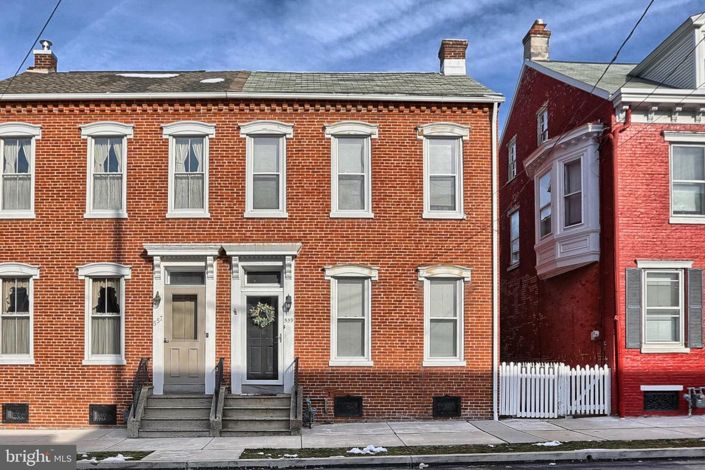 Property Photo:  559 Walnut Street  PA 17512 