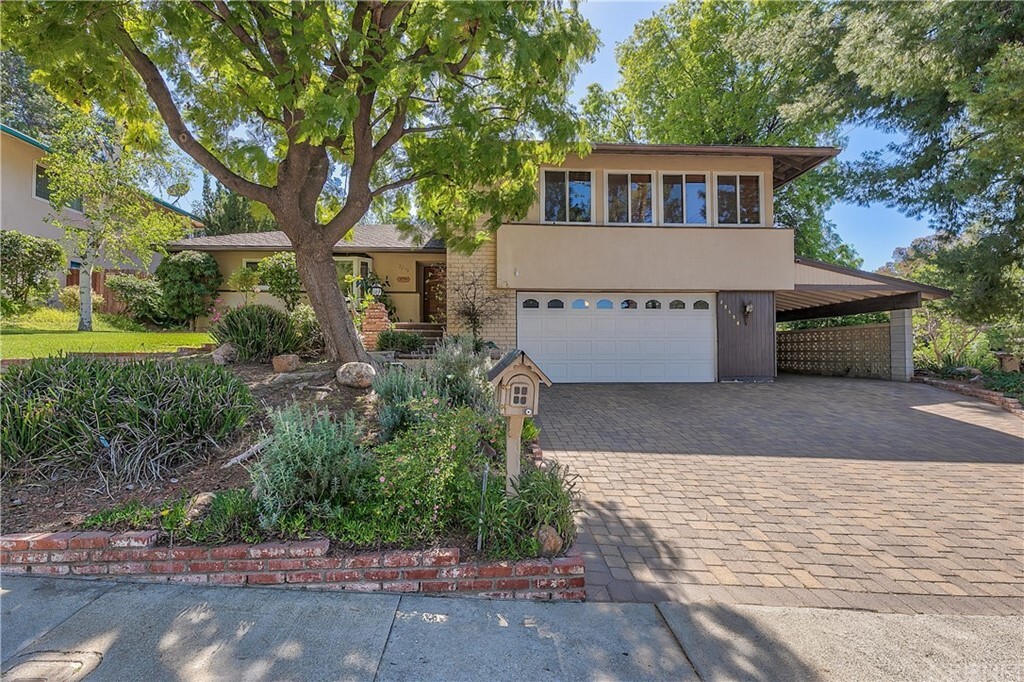 Property Photo:  22156 Itasca Street  CA 91311 