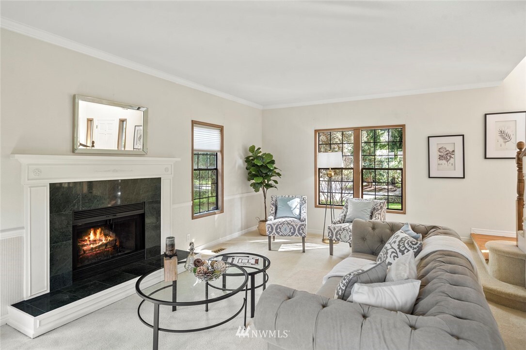 Property Photo:  2329 141st Place SE  WA 98012 