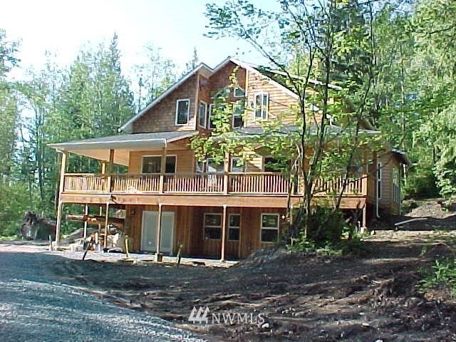 Property Photo:  2833 236th Street NE  WA 98223 