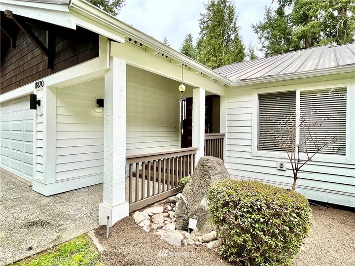 Property Photo: 11820 NE 145th Street WA 98034