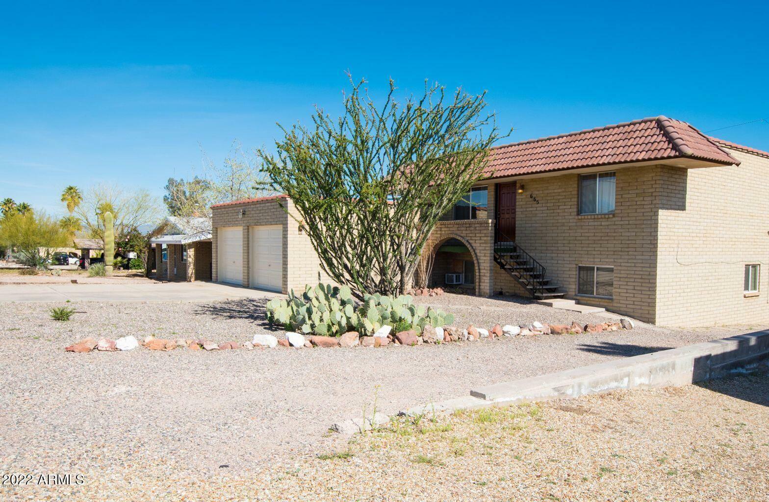 Property Photo:  665 Aircleta Drive  AZ 85390 