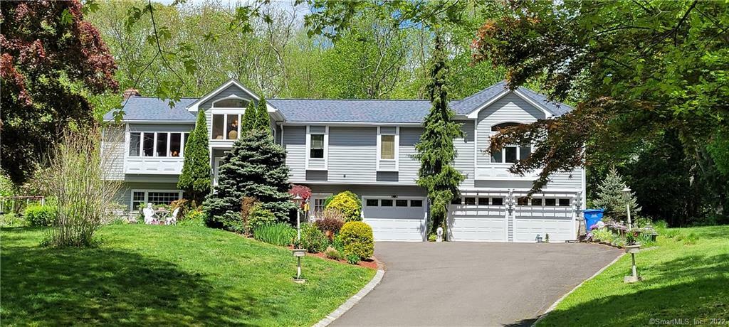 Property Photo:  13 River Road  CT 06468 