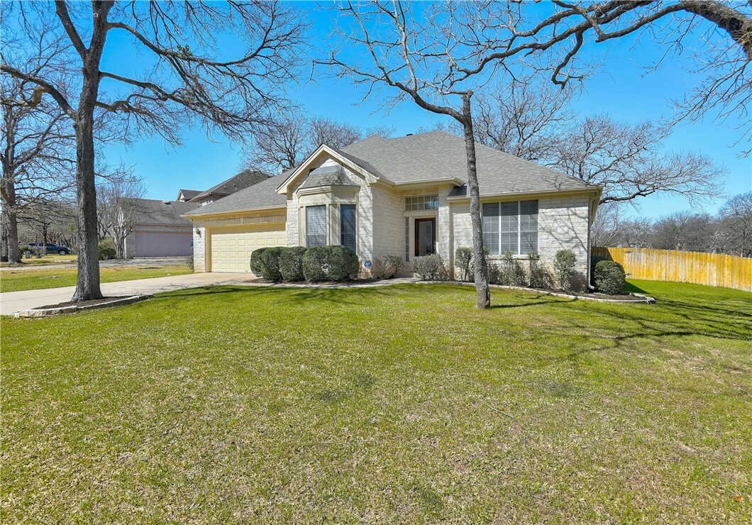 Property Photo:  100 Brentwood Drive  TX 78628 