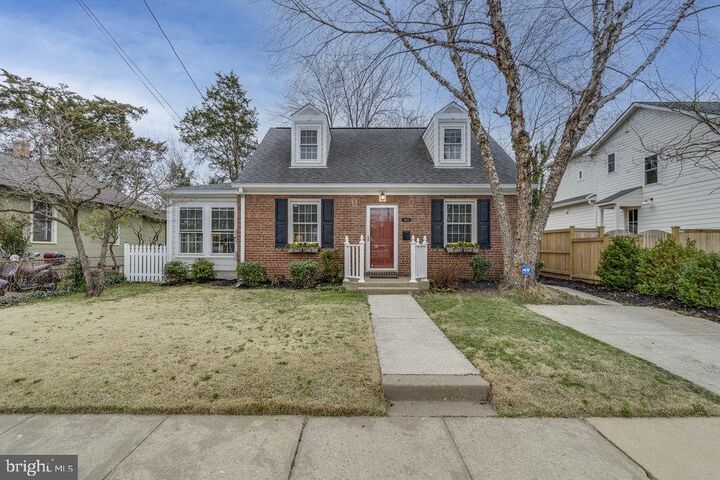 2605 Terrett Avenue  Alexandria VA 22301 photo