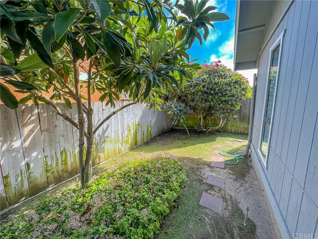 Property Photo:  1222 Baden Avenue  CA 93433 