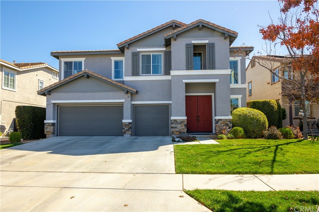 Property Photo:  33964 Verbena Avenue  CA 92563 