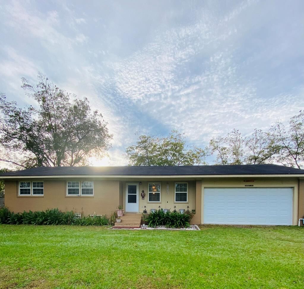Property Photo:  3913 Bemiss Knights Academy  GA 31605 