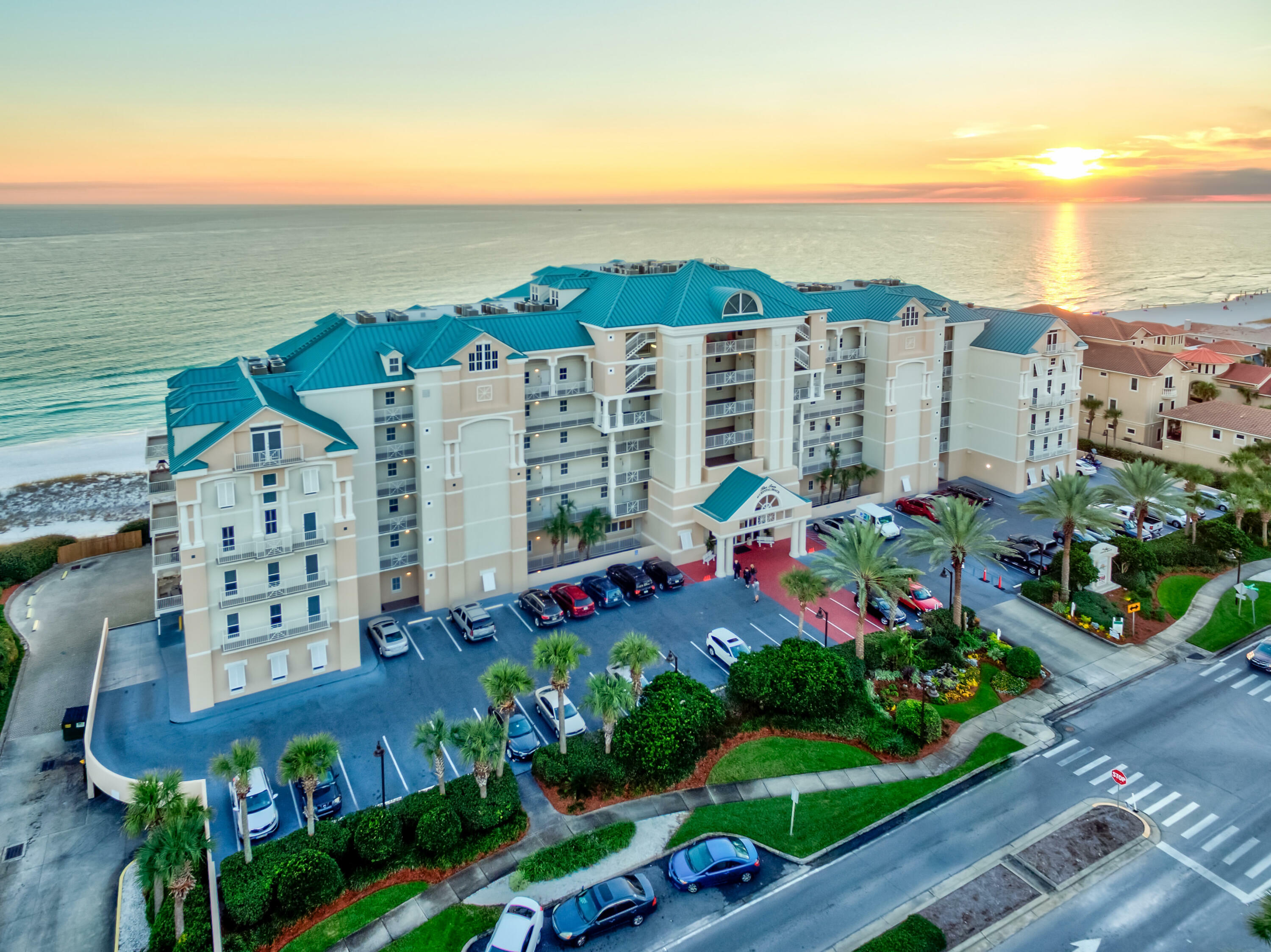 Property Photo:  2996 Scenic Highway 98 Unit 704  FL 32541 