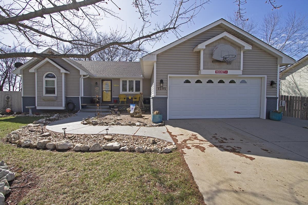 Property Photo: 1205 McCaskey Dr KS 67133