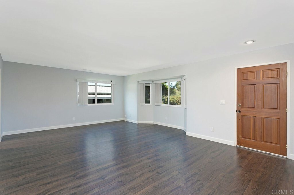 Property Photo: 5169 Colonial Way CA 92057