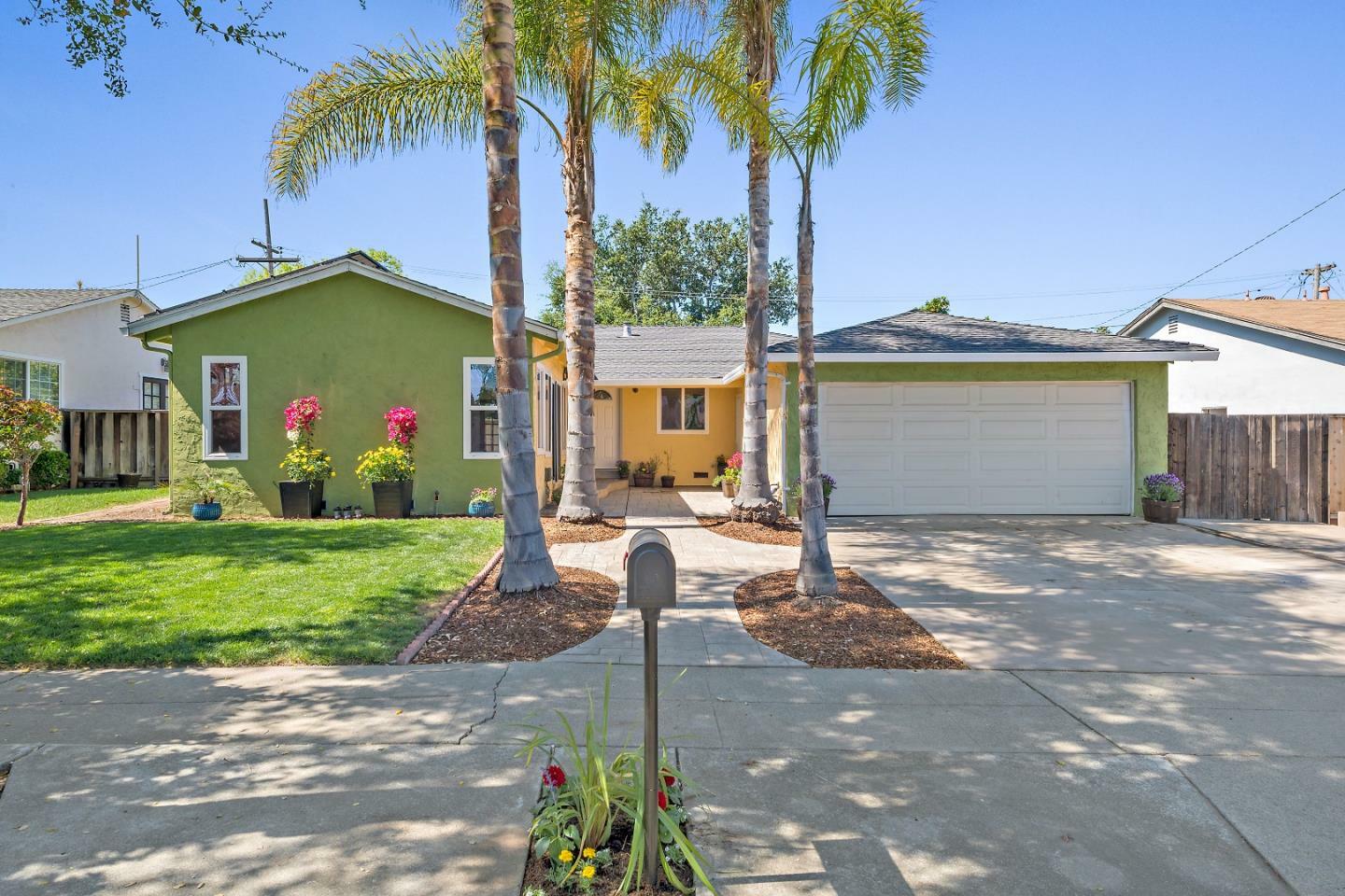 Property Photo:  2417 Denevi Drive  CA 95130 