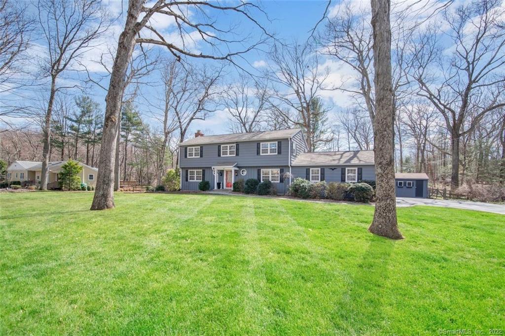 Property Photo:  181 Lake Avenue  CT 06611 