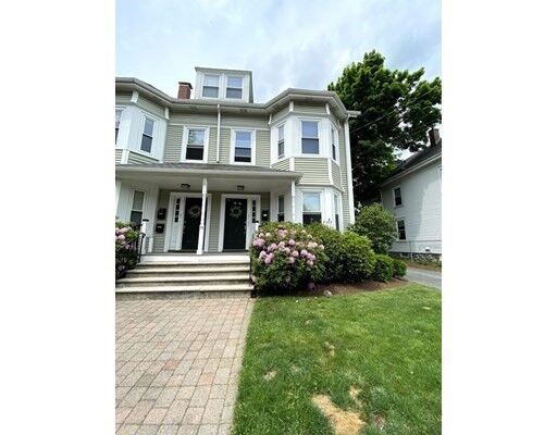 Property Photo:  47 Vernon St 3  MA 02453 