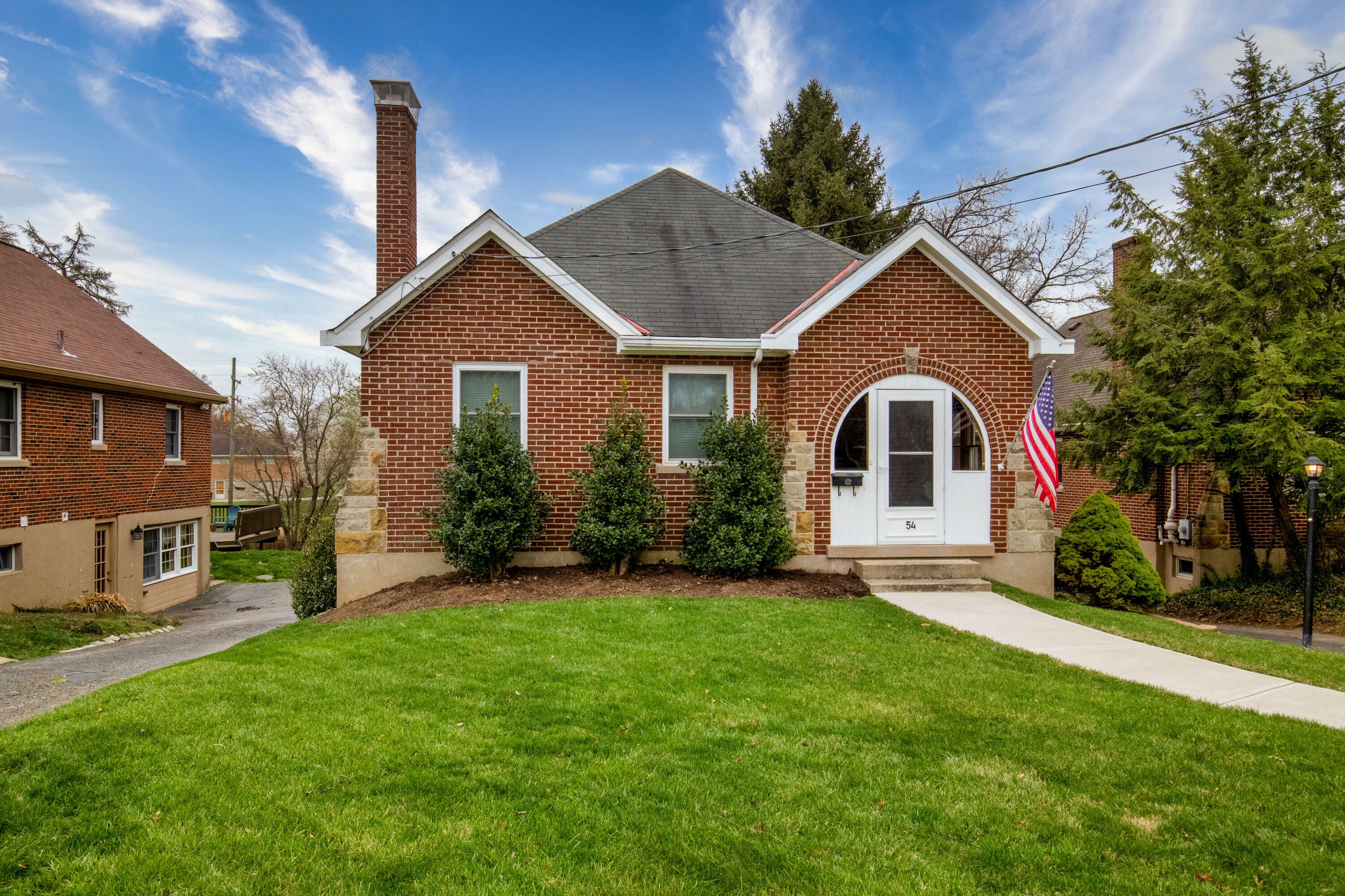 Property Photo:  54 W Crittenden Avenue  KY 41011 