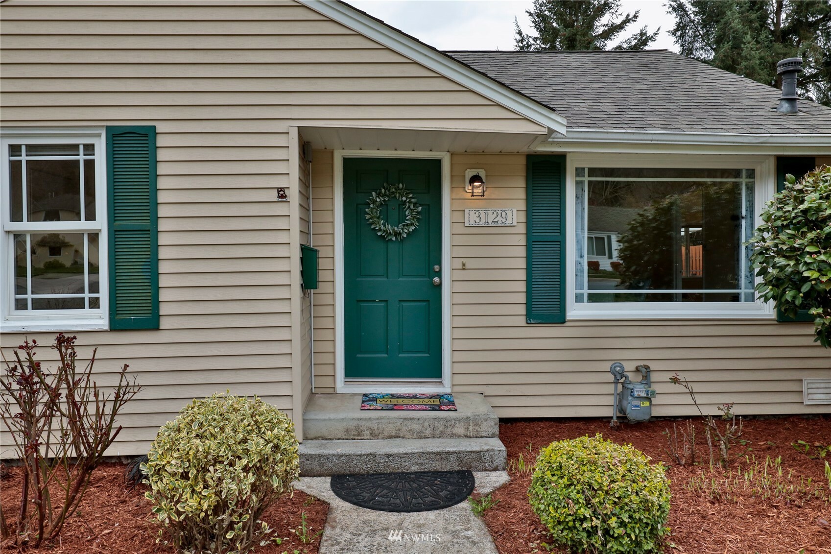 Property Photo:  3129 SE 5th Street  WA 98058 