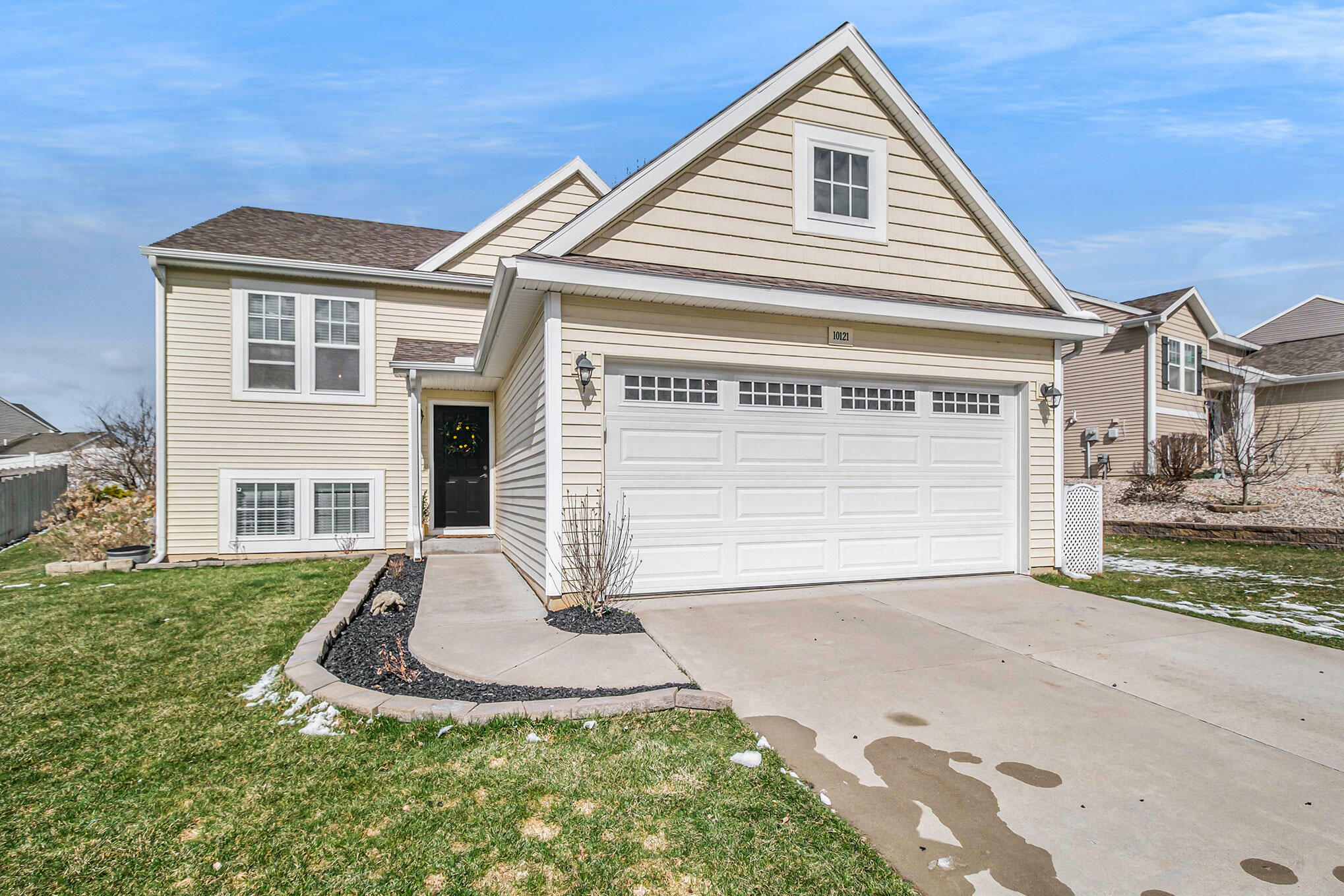 Property Photo:  10121 Castle Creek Circle  MI 49053 