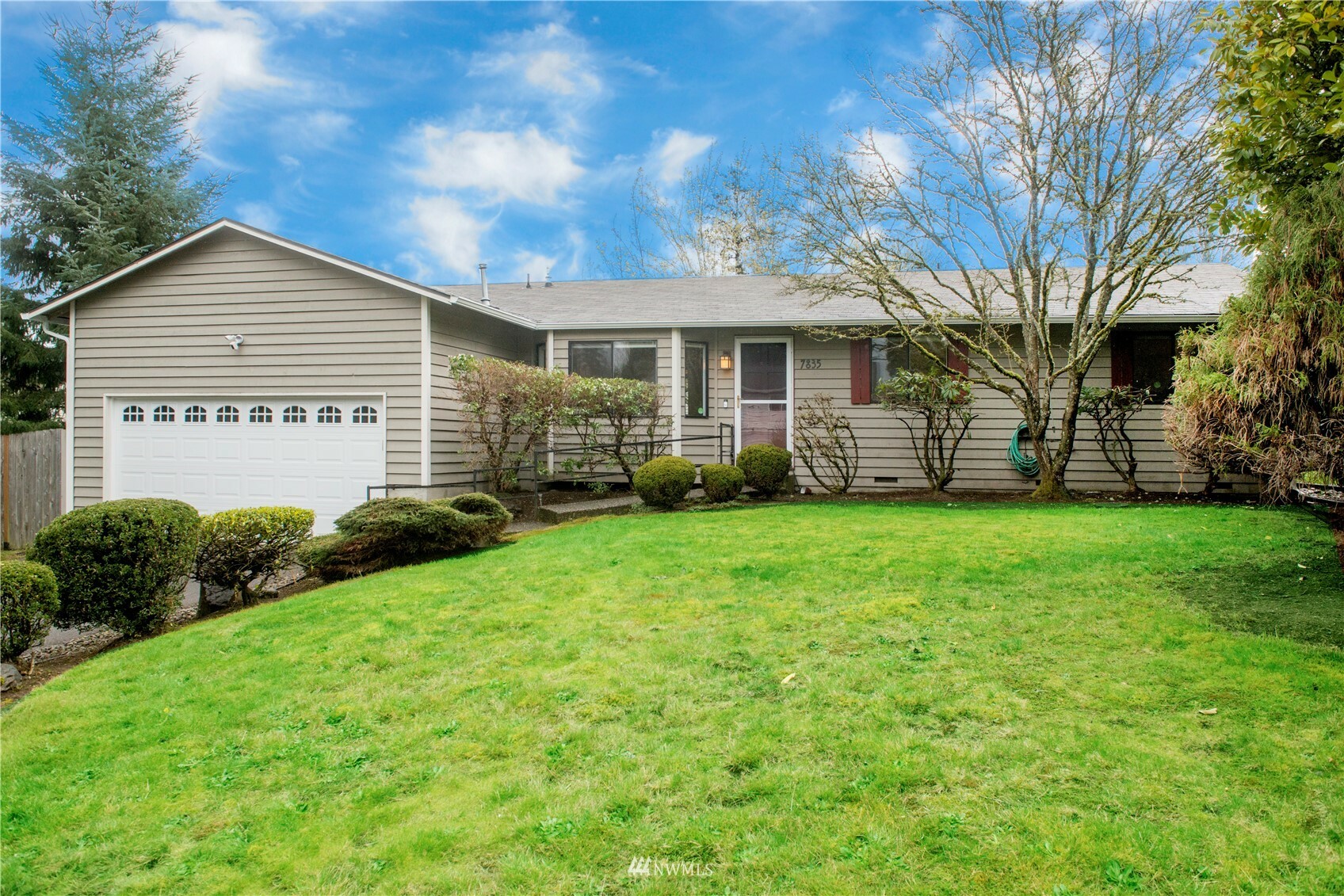 Property Photo:  7835 NE 144th Street  WA 98034 