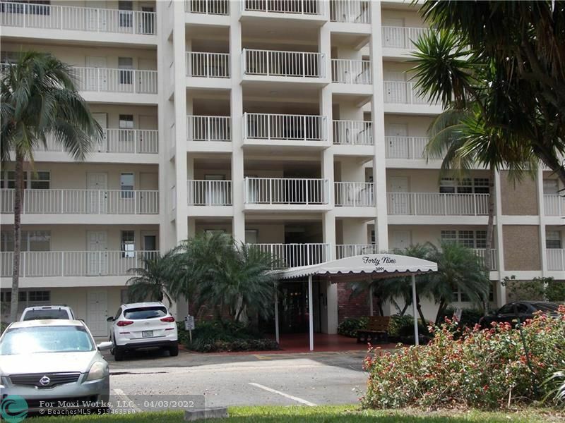 Property Photo:  3091 N Course Dr 604  FL 33069 