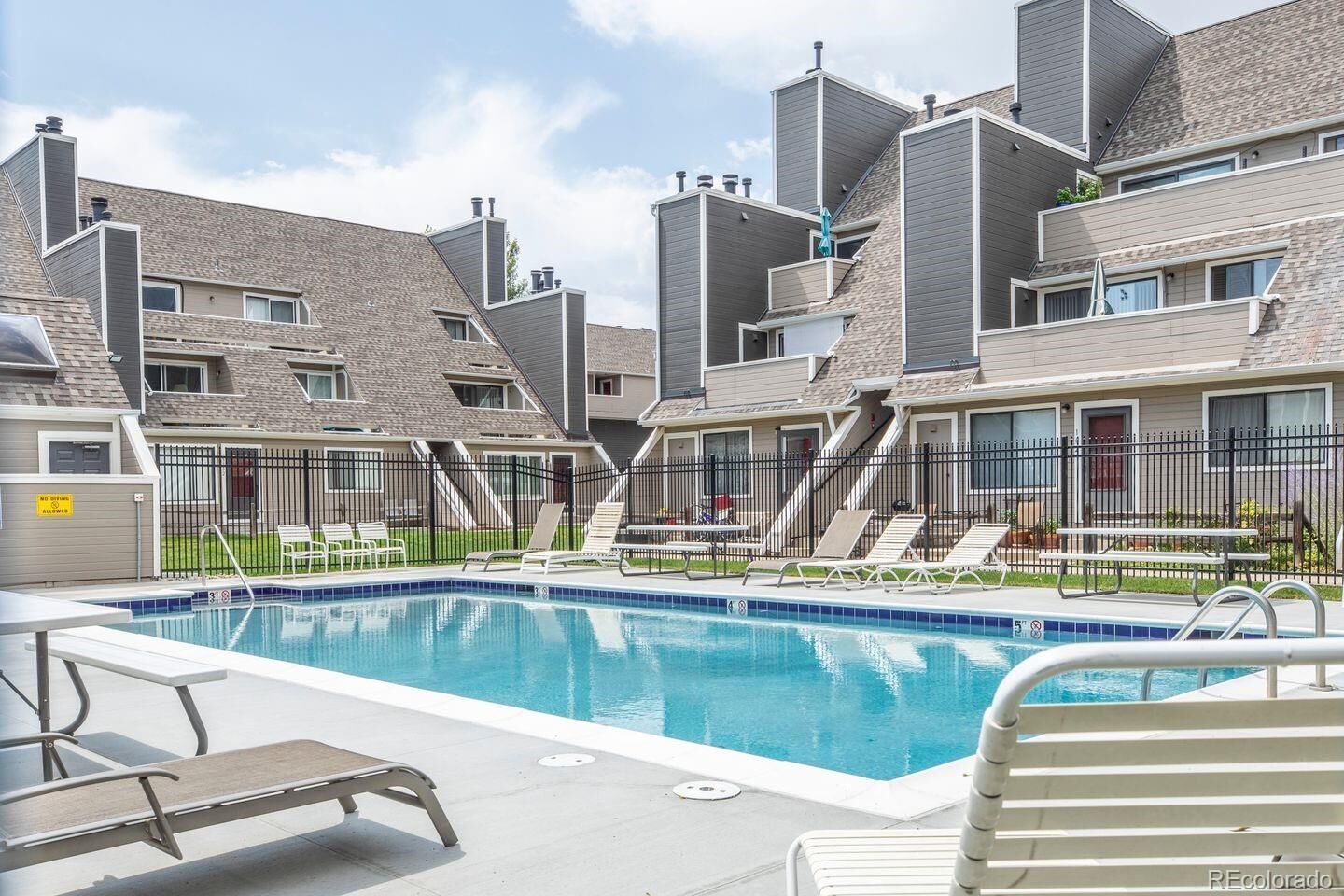 Property Photo: 5250 S Huron Way 5206 CO 80120