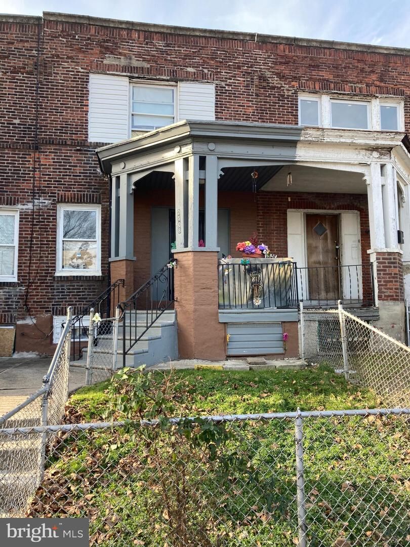 Property Photo: 2508 S 67th Street PA 19142