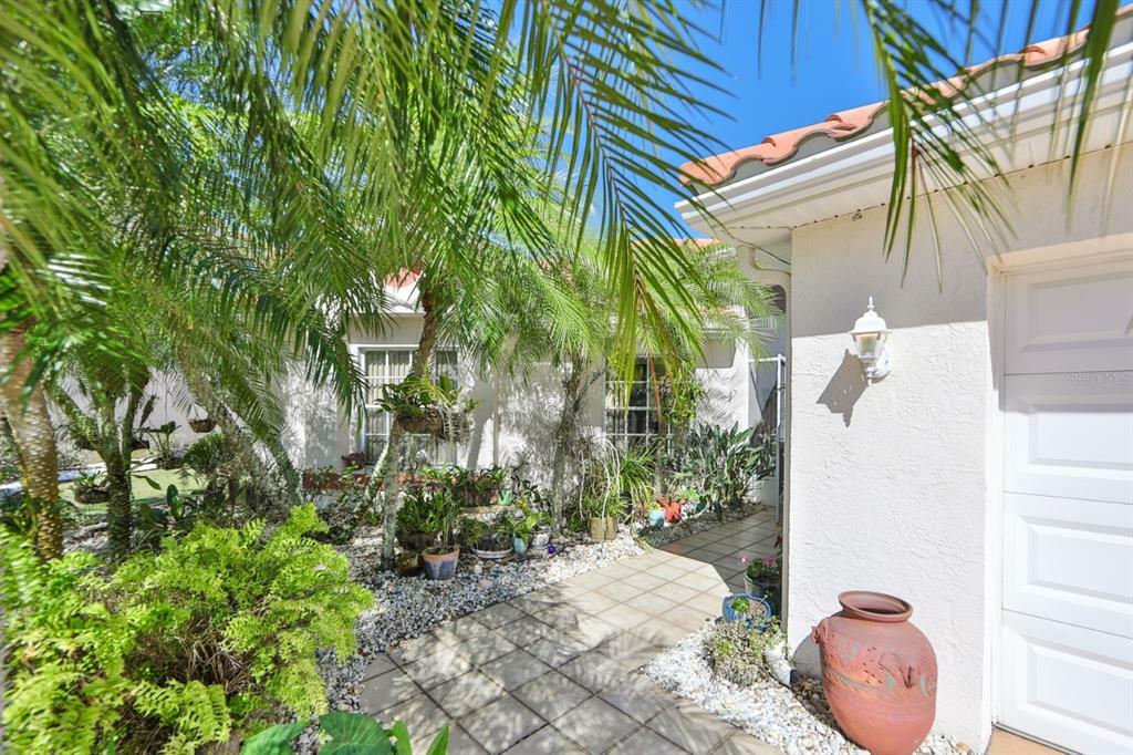 Property Photo: 1937 S Pebble Beach Boulevard 22 FL 33573