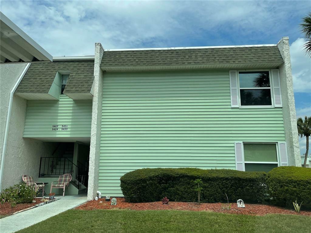 Property Photo: 5433 Palm Drive 5433 FL 34652