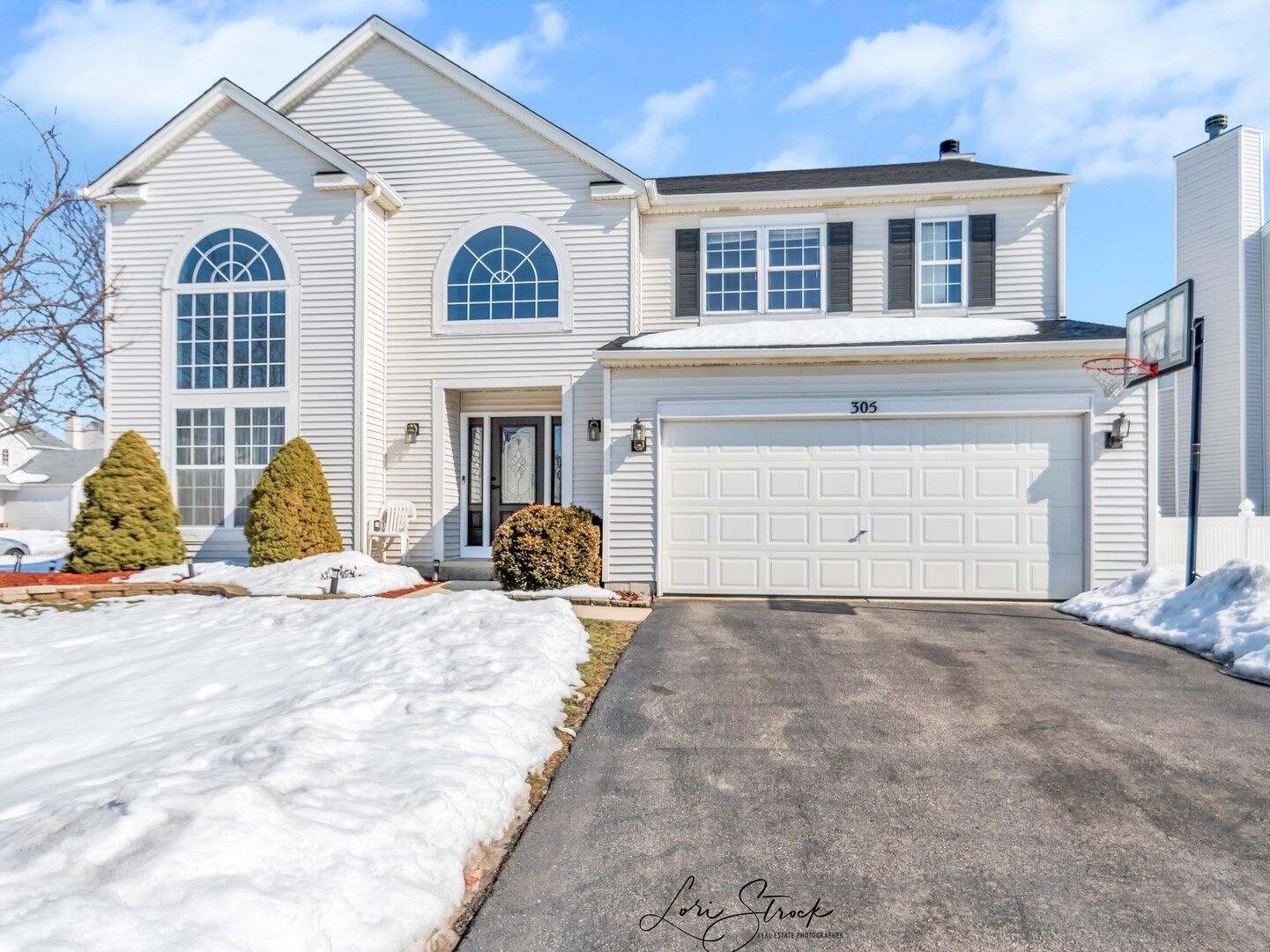 Property Photo:  305 Columbine Court  IL 60446 