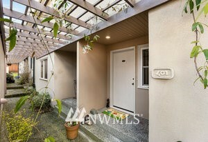 Property Photo:  8223 212th Street SW 401  WA 98026 