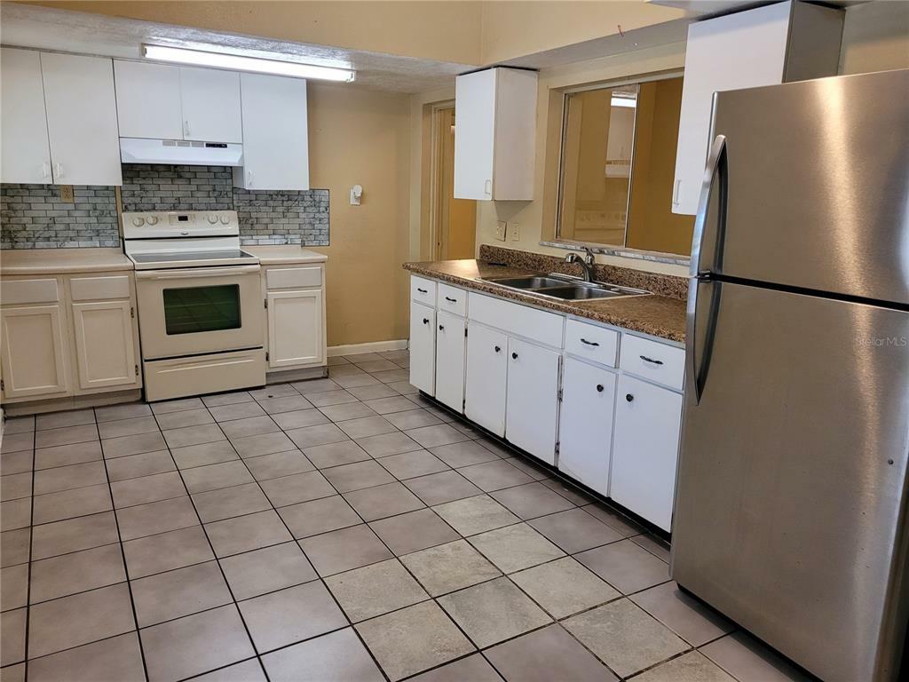 Property Photo:  1125 Holden Avenue  FL 32839 