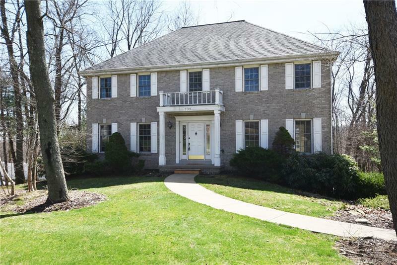 Property Photo:  209 Crescent Court  PA 16066 