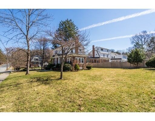 Property Photo: 39 Elmwood Rd MA 02481