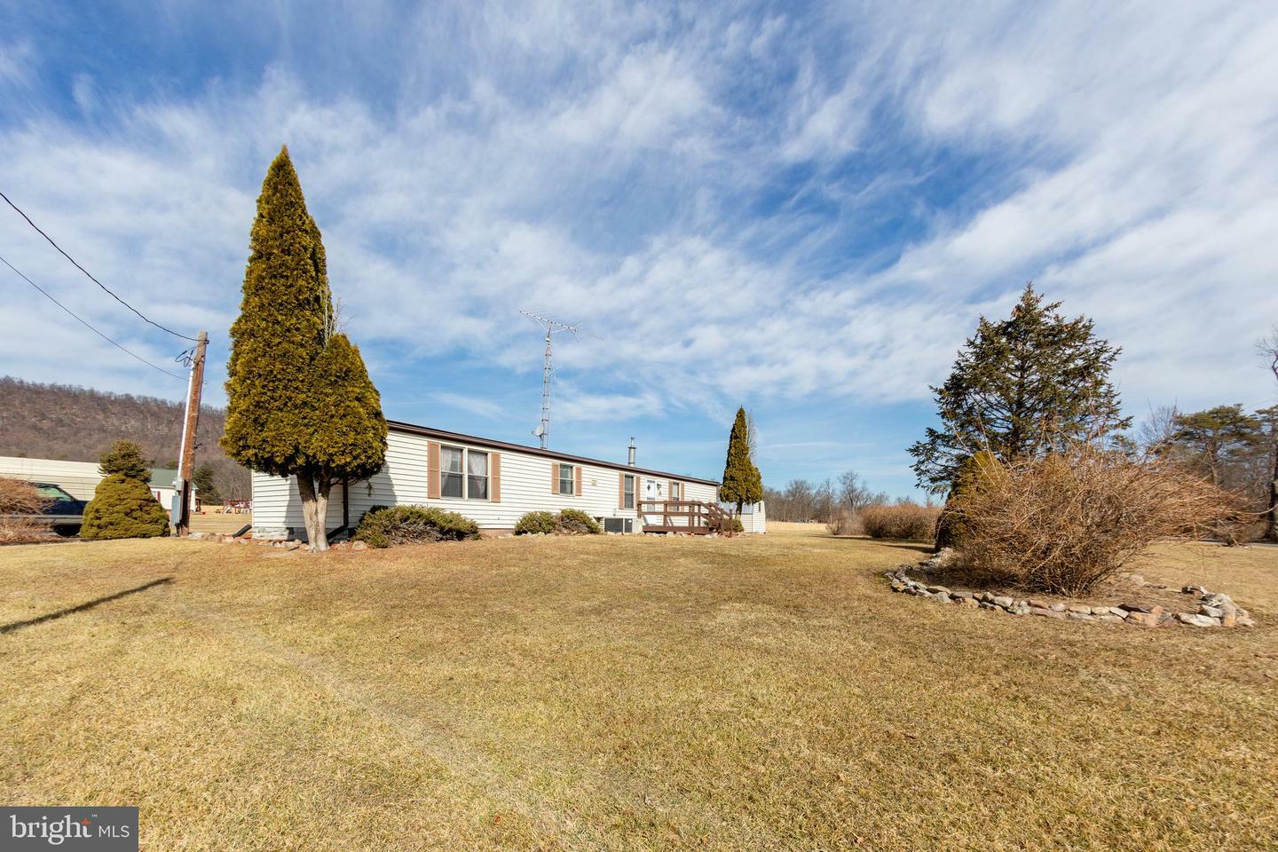 Property Photo: 220 Screaming Eagle Lane WV 25420