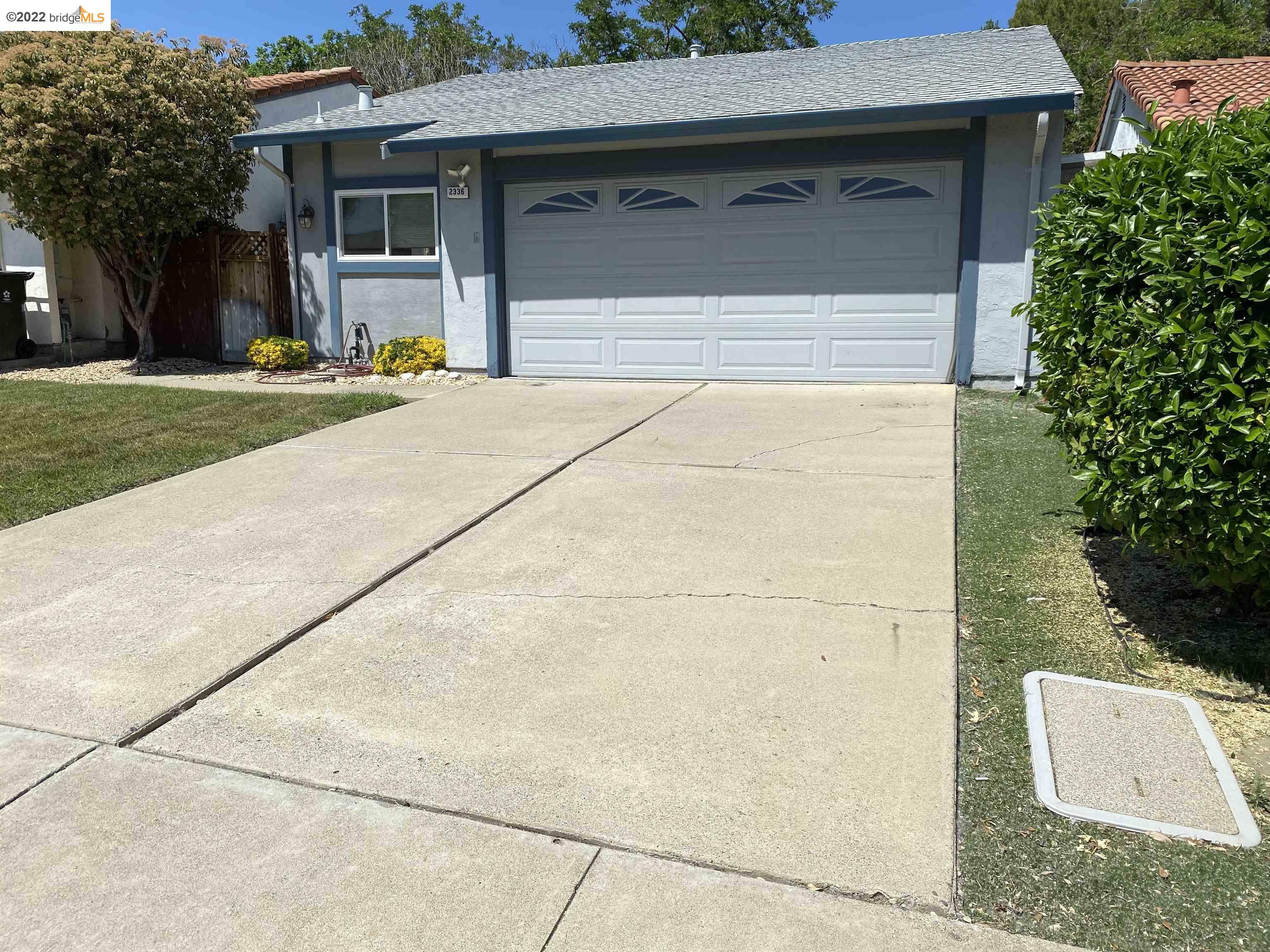 2336 Sequoia Dr  Antioch CA 94509 photo