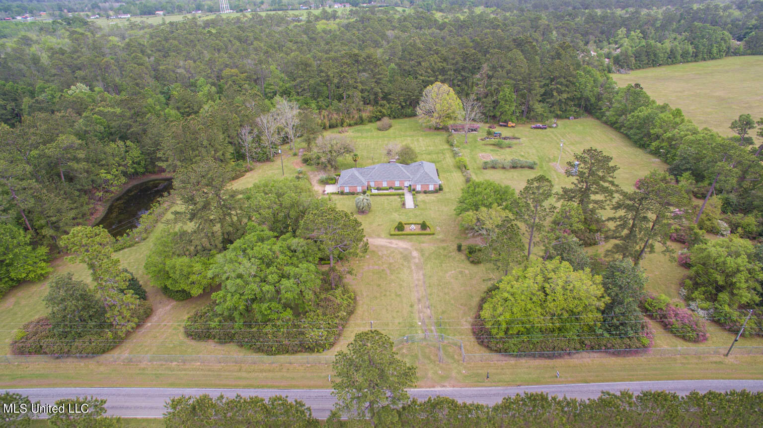 Property Photo:  60 Moeller Road  MS 39466 