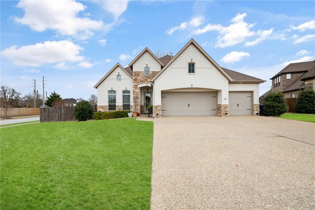 Property Photo:  5501 SW Lavender Lane  AR 72713 