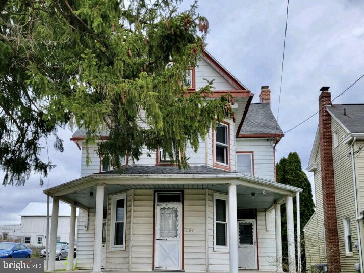 194 Nashville Boulevard  Spring Grove PA 17362 photo