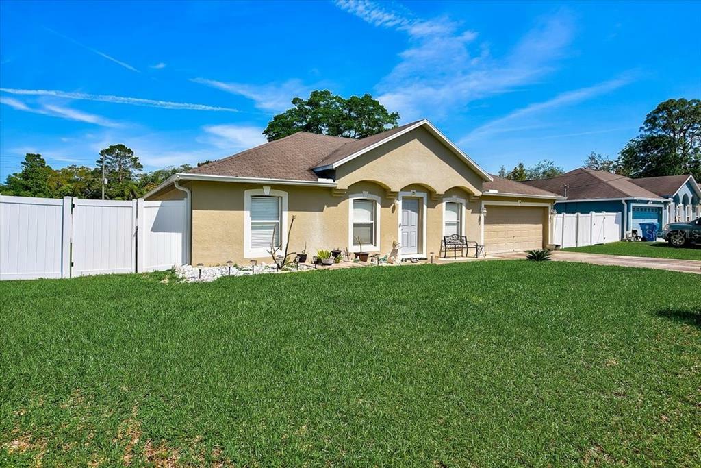 Property Photo:  3196 Converse Avenue  FL 34608 