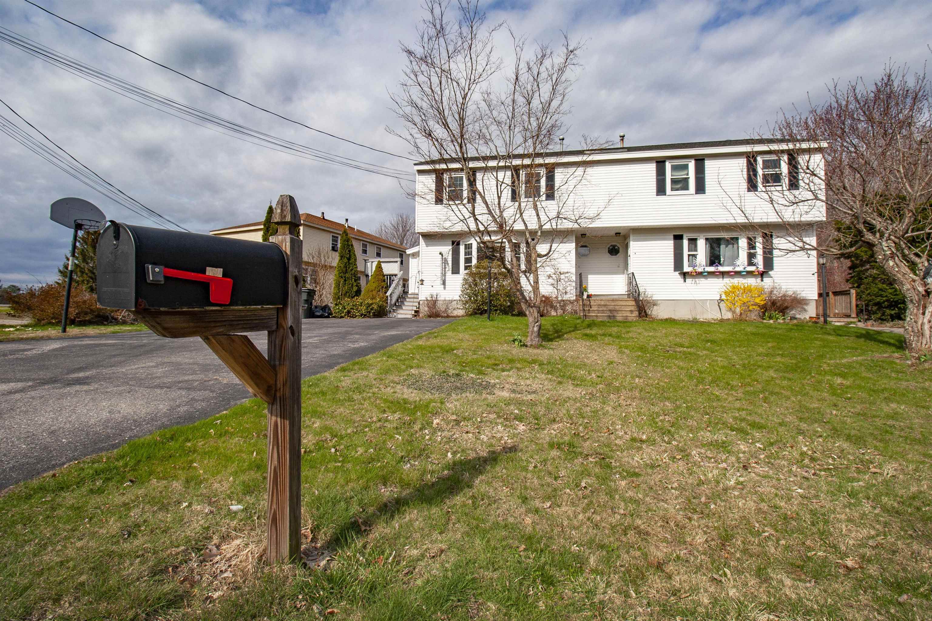 Property Photo:  18L Pelican Circle  NH 03038 