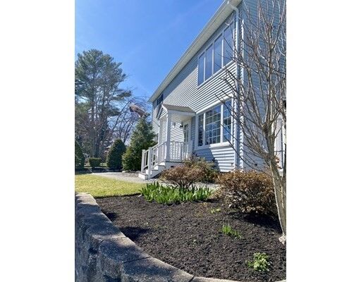 Property Photo:  3 Holly Street  MA 01821 