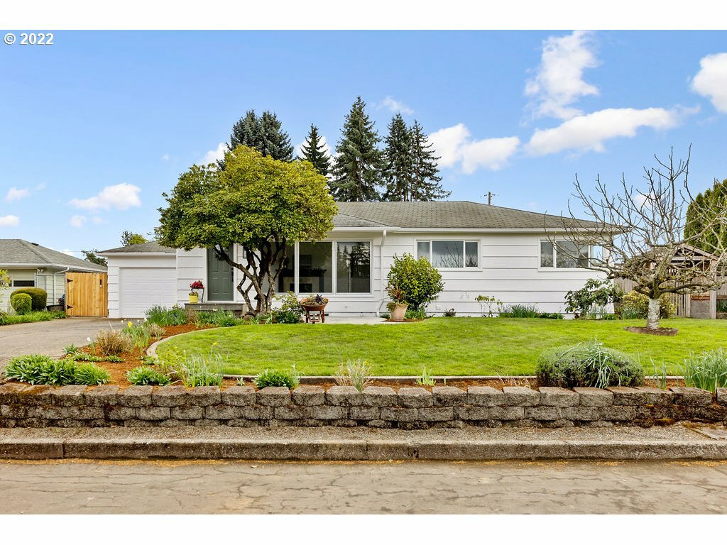 Property Photo:  313 NW 79th St  WA 98665 