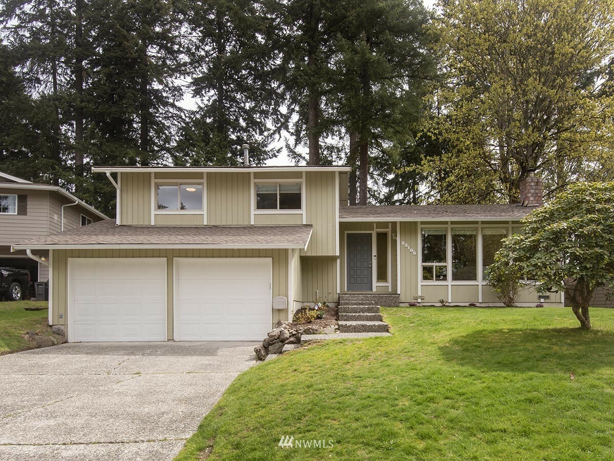 Property Photo:  23105 47th Avenue W  WA 98043 